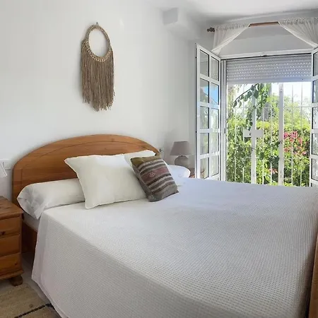 Appartamento En Planta Baja Con Terraza Chillout By Homeprive